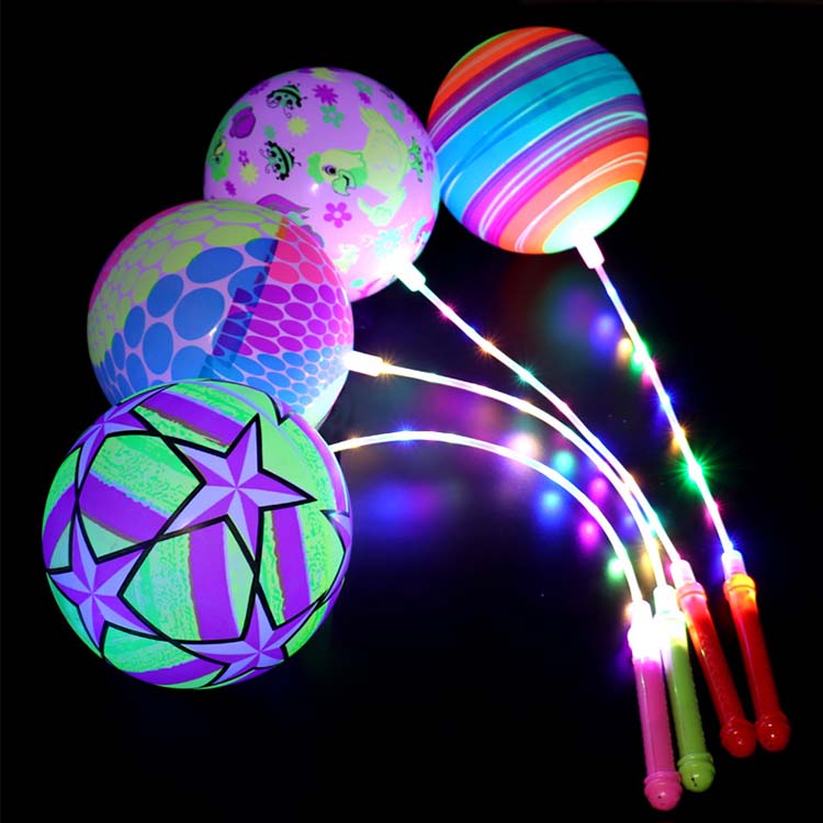 Húros gömbgömbök LED -es lámpákkal